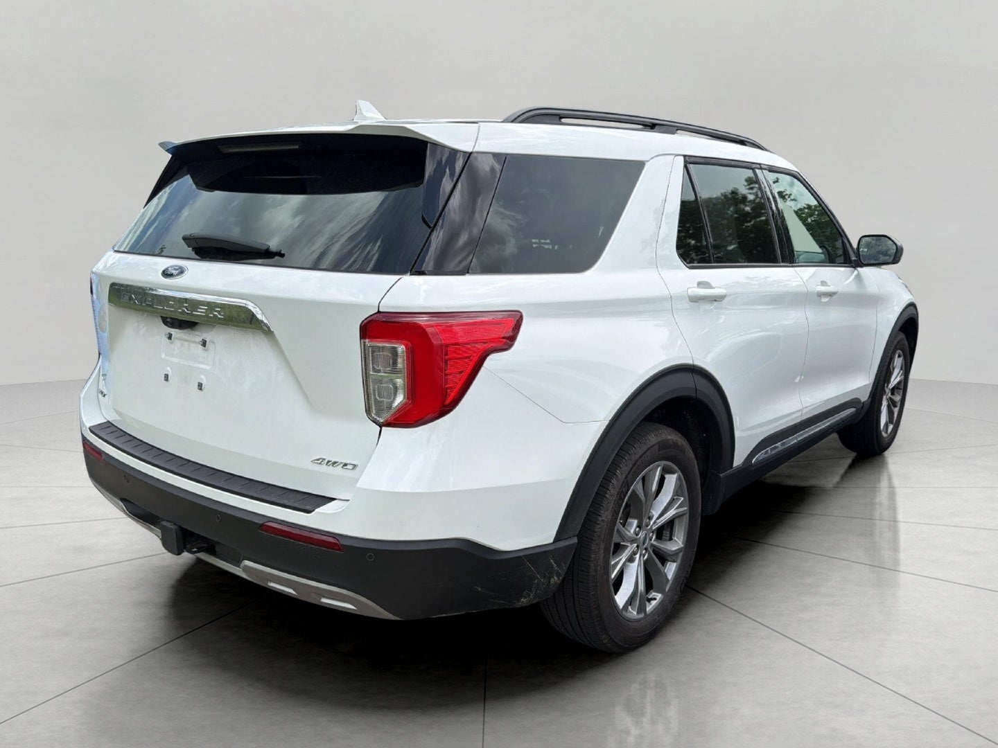 2023 Ford Explorer XLT 4WD