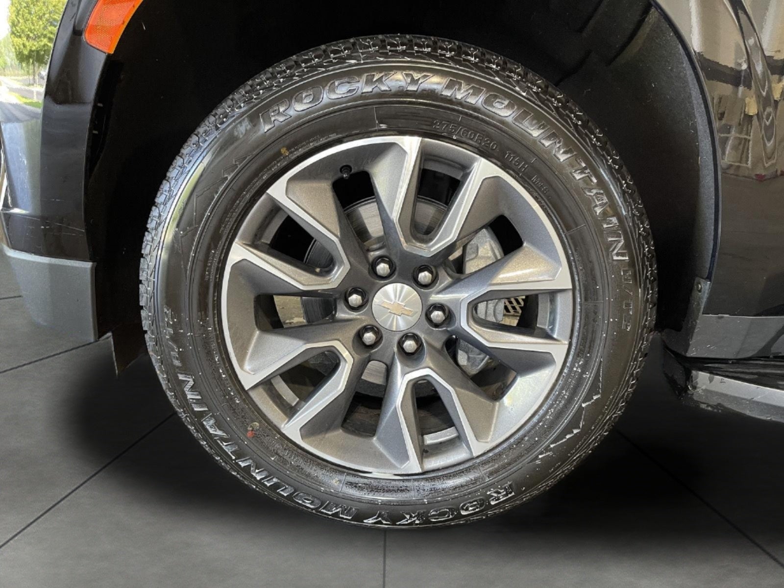 2023 Chevrolet Suburban 4WD 4dr LT