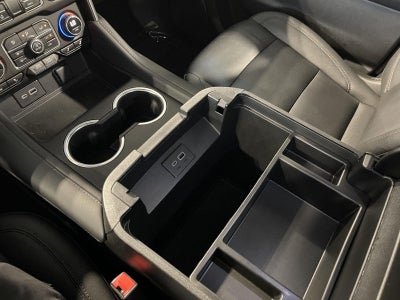 2023 Chevrolet Suburban 4WD 4dr LT
