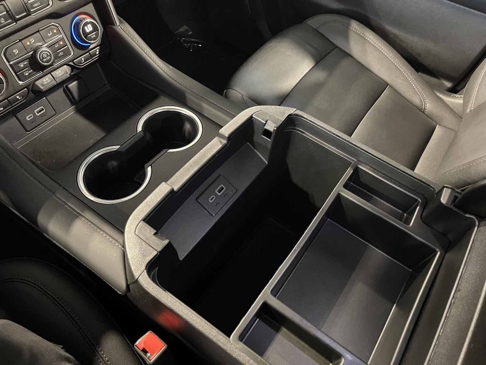2023 Chevrolet Suburban 4WD 4dr LT