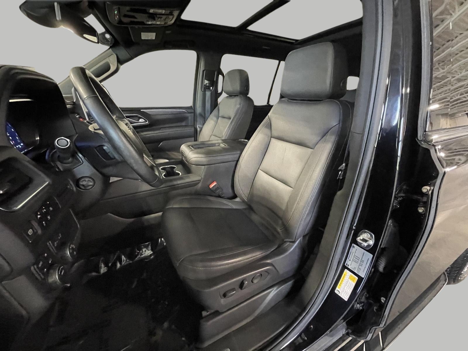 2023 Chevrolet Suburban 4WD 4dr LT