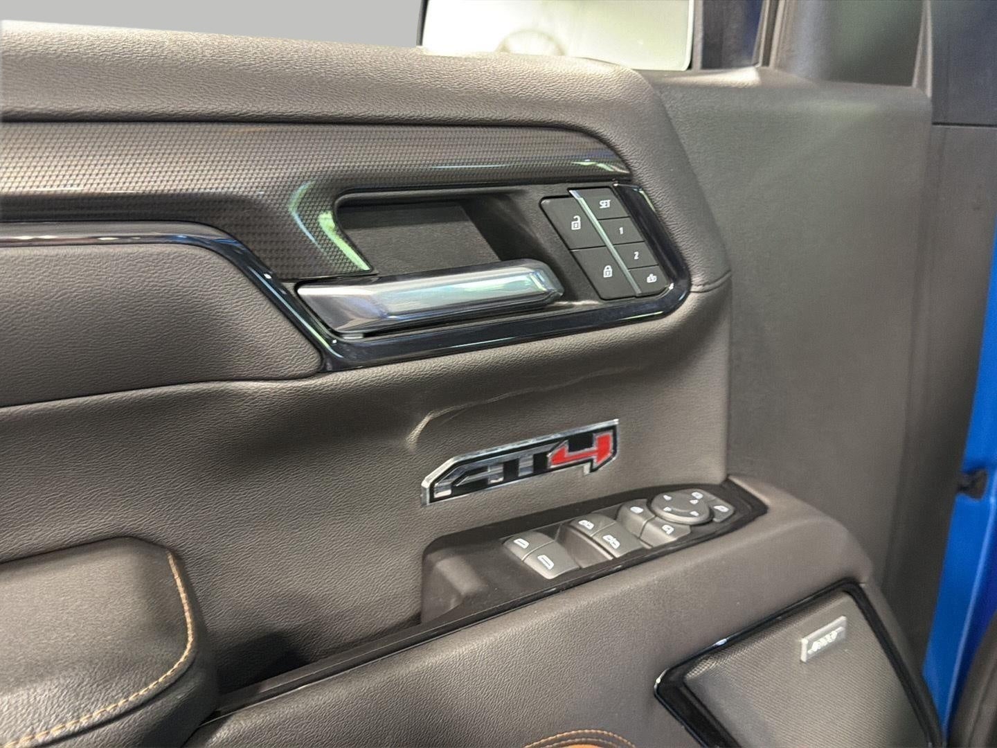 2022 GMC Sierra 1500 4WD Crew Cab 147 AT4