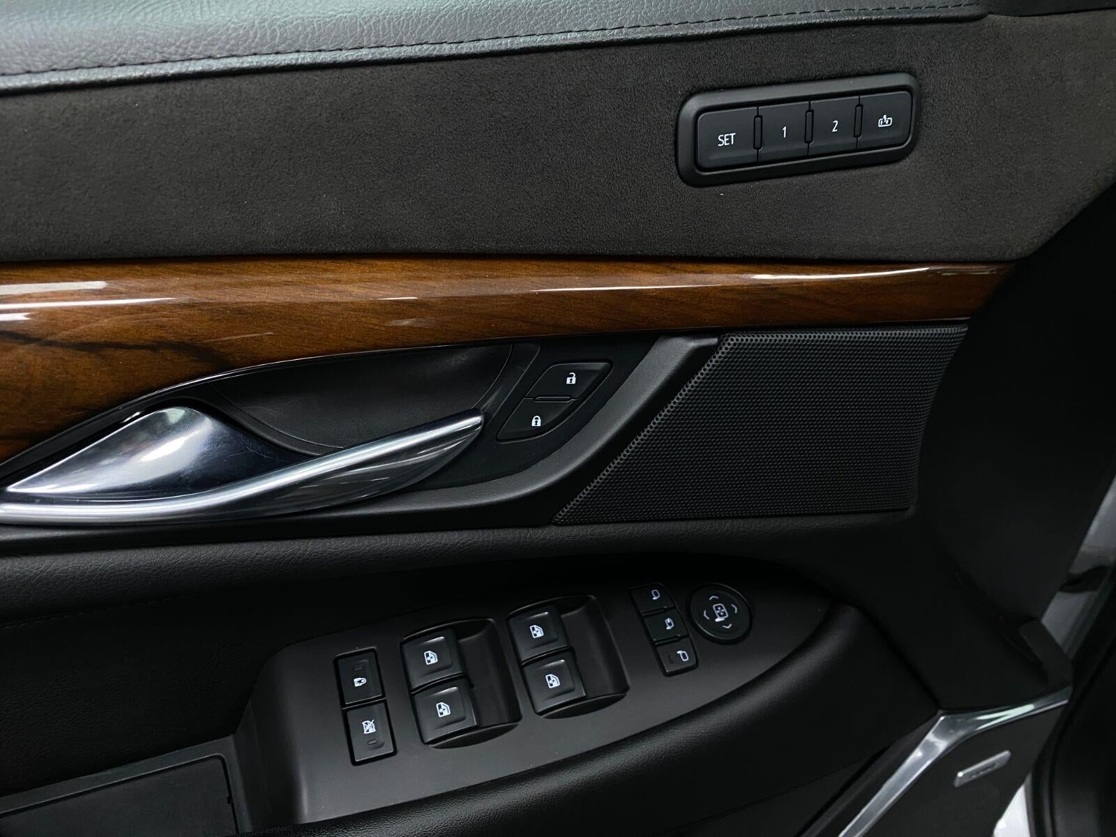 2020 Cadillac Escalade 4WD 4dr Luxury
