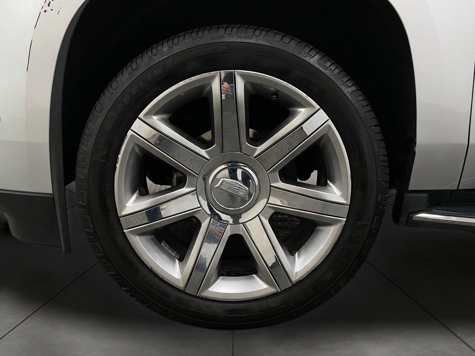 2020 Cadillac Escalade 4WD 4dr Luxury