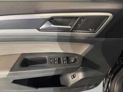 2023 Volkswagen Atlas Cross Sport 3.6L V6 SEL Premium R-Line 4MOTION