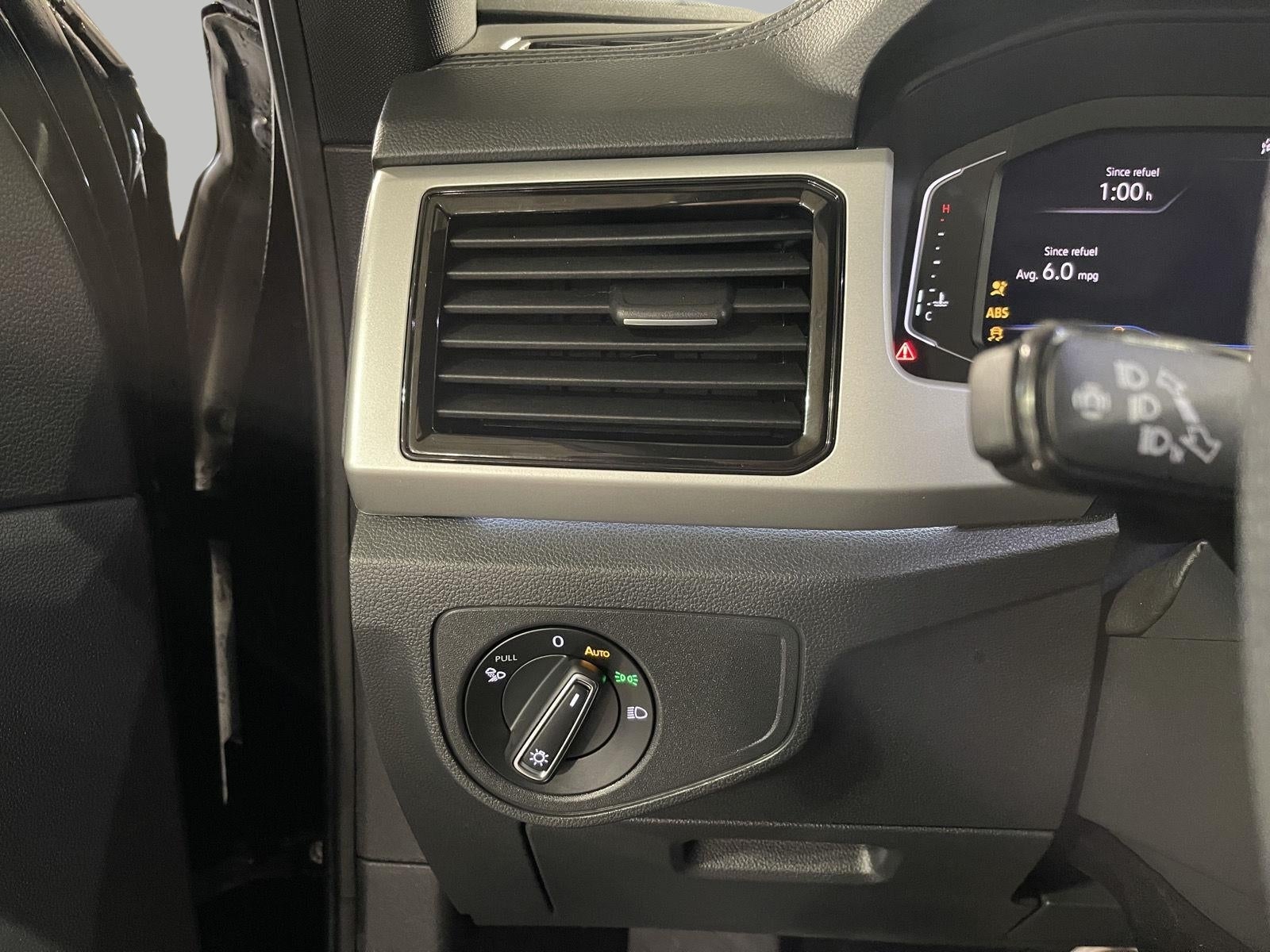 2023 Volkswagen Atlas Cross Sport 3.6L V6 SEL Premium R-Line 4MOTION