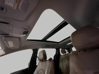 2019 Chrysler Pacifica Limited FWD