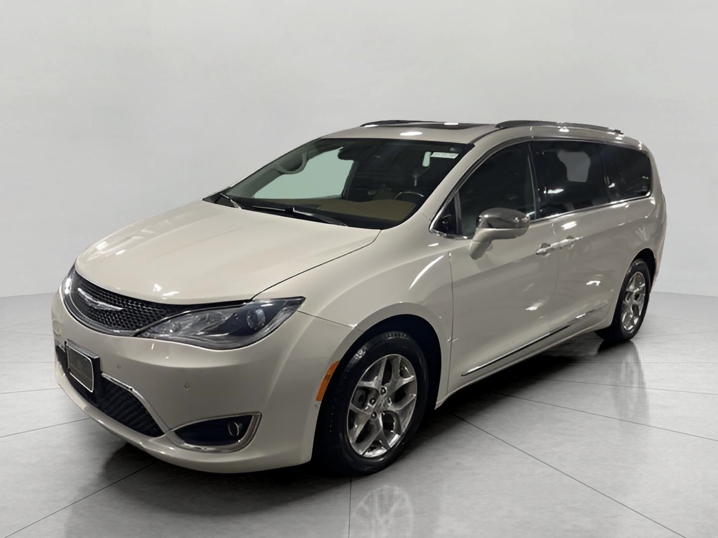 2019 Chrysler Pacifica Limited FWD