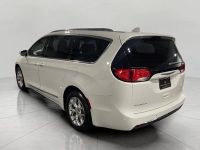 2019 Chrysler Pacifica Limited FWD