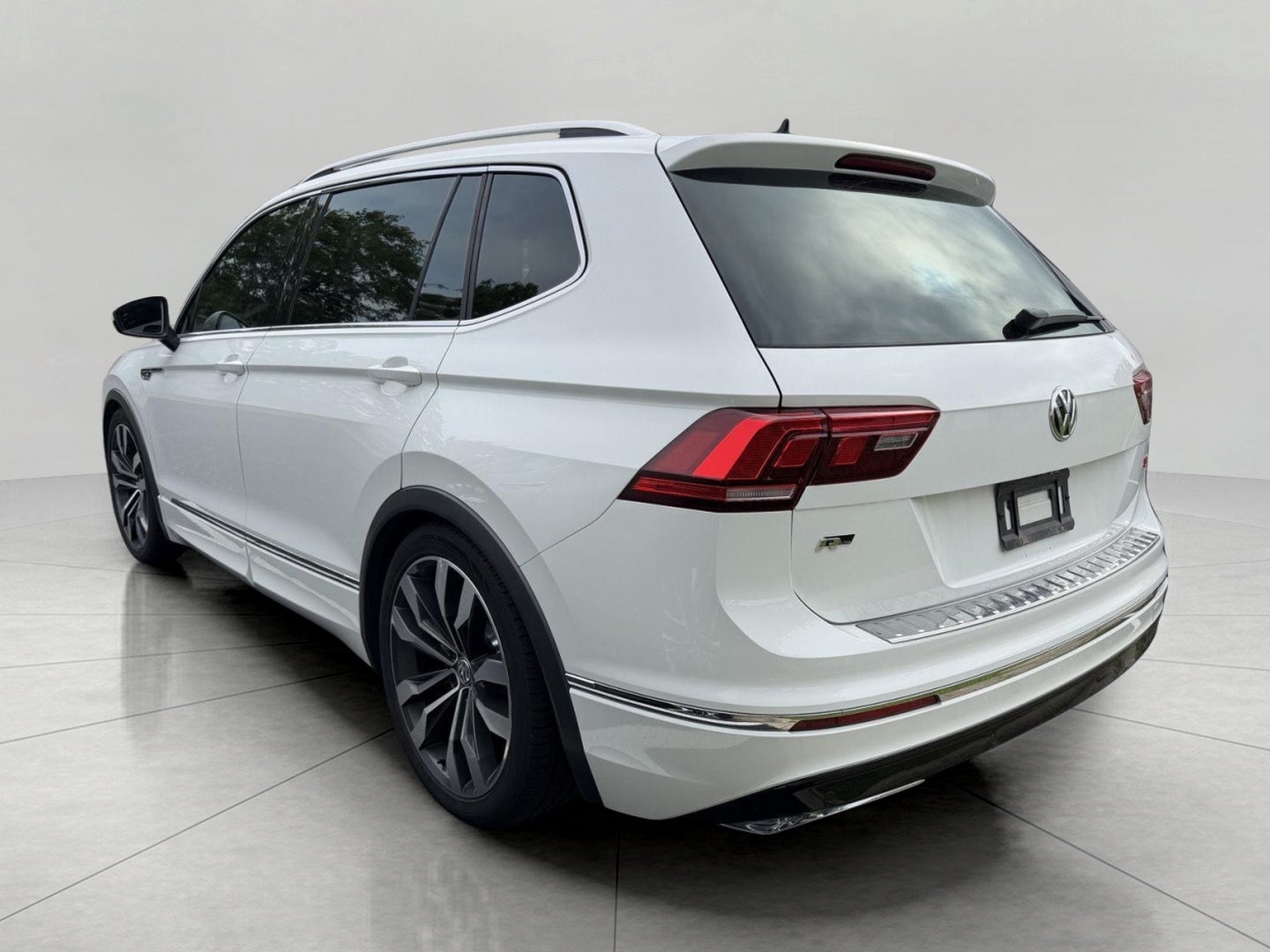 2018 Volkswagen Tiguan 2.0T SEL Premium 4MOTION