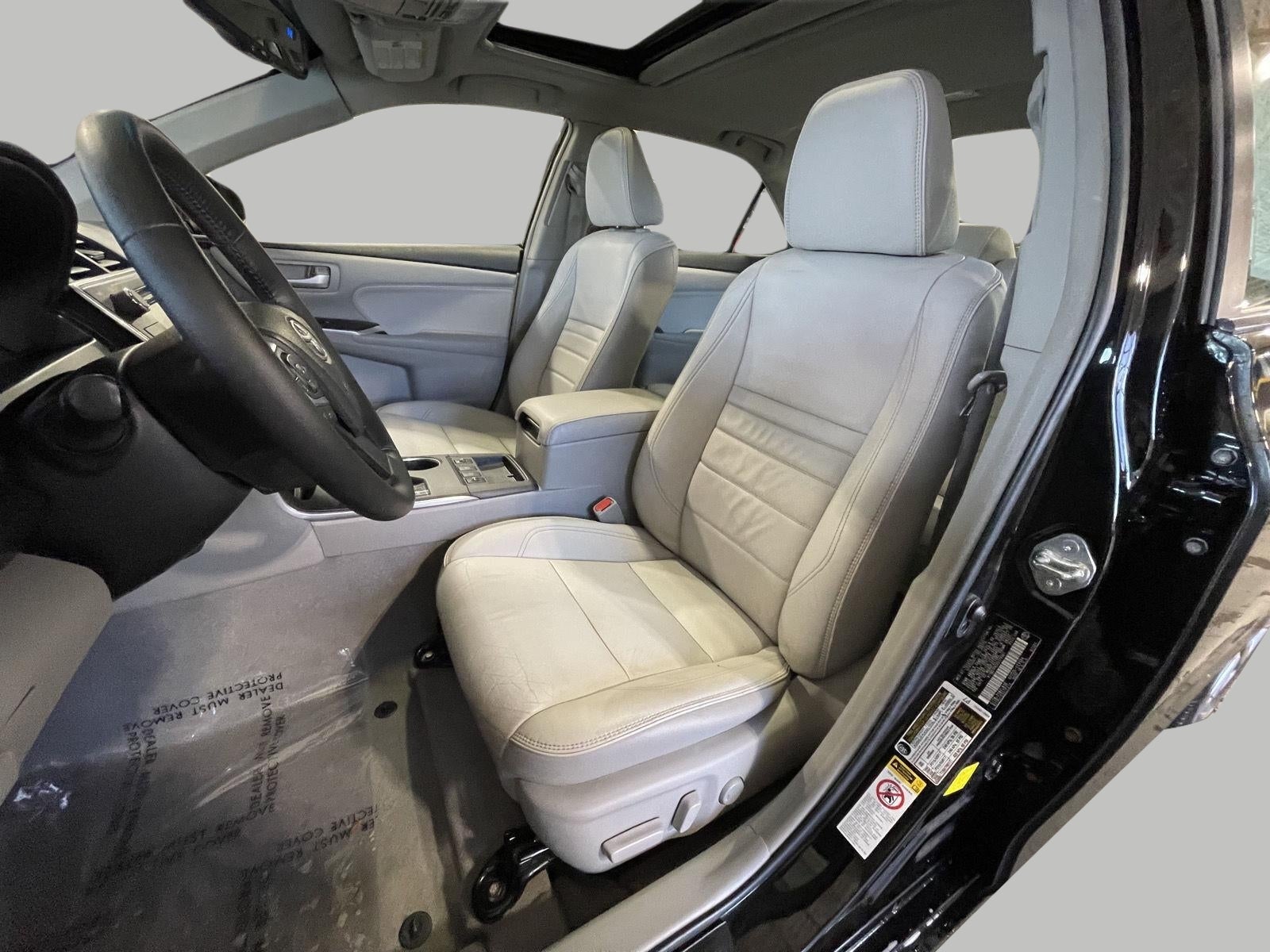 2015 Toyota Camry Hybrid 4dr Sdn XLE