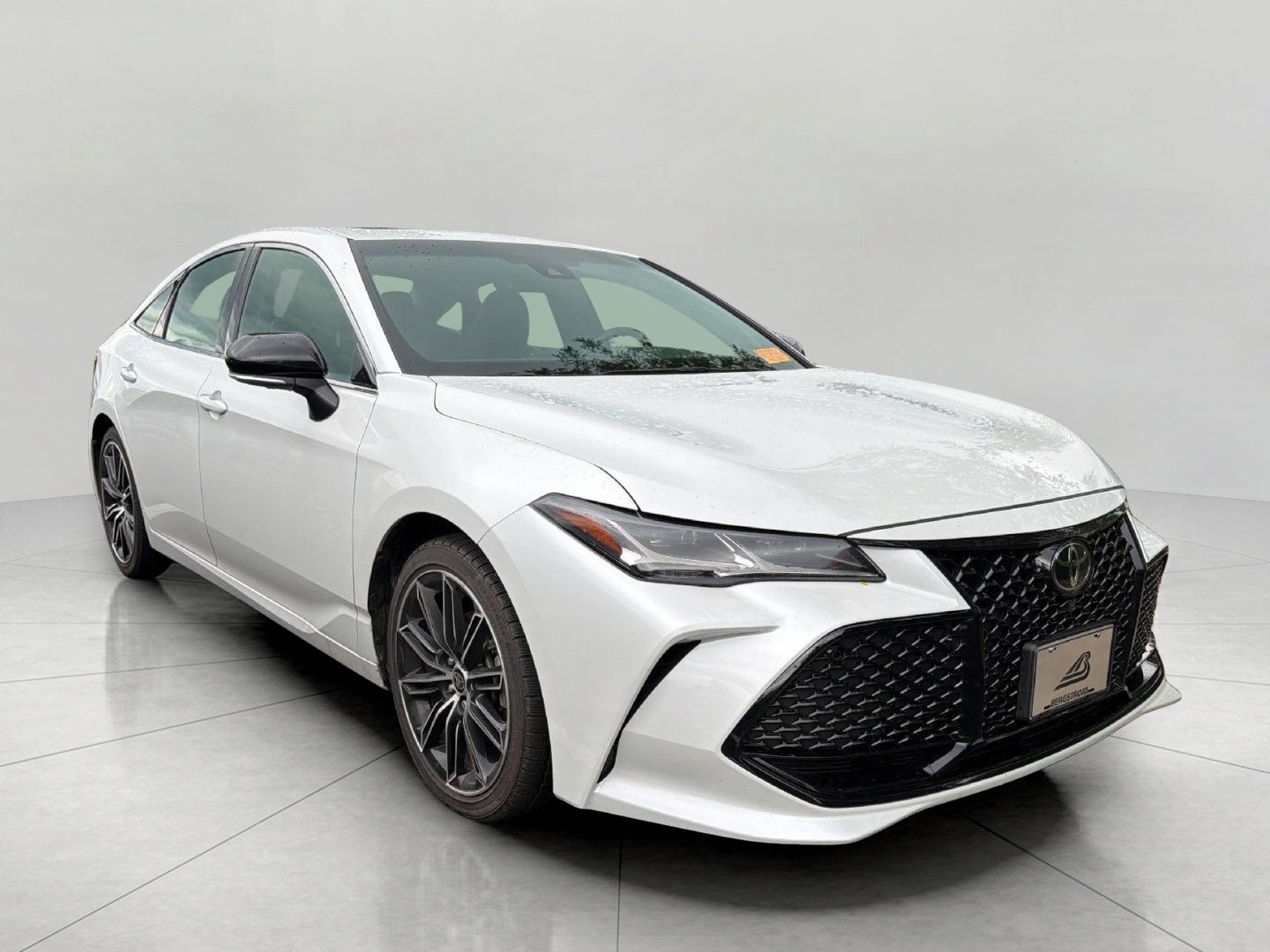 2022 Toyota Avalon Touring's photo