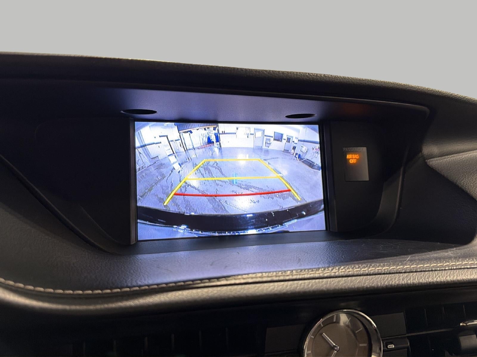 2016 Lexus ES 350 4dr Sdn