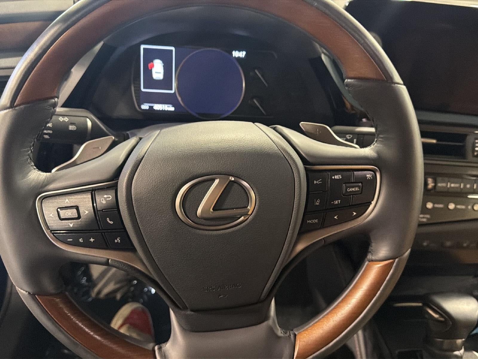 2023 Lexus ES ES 300h Luxury FWD
