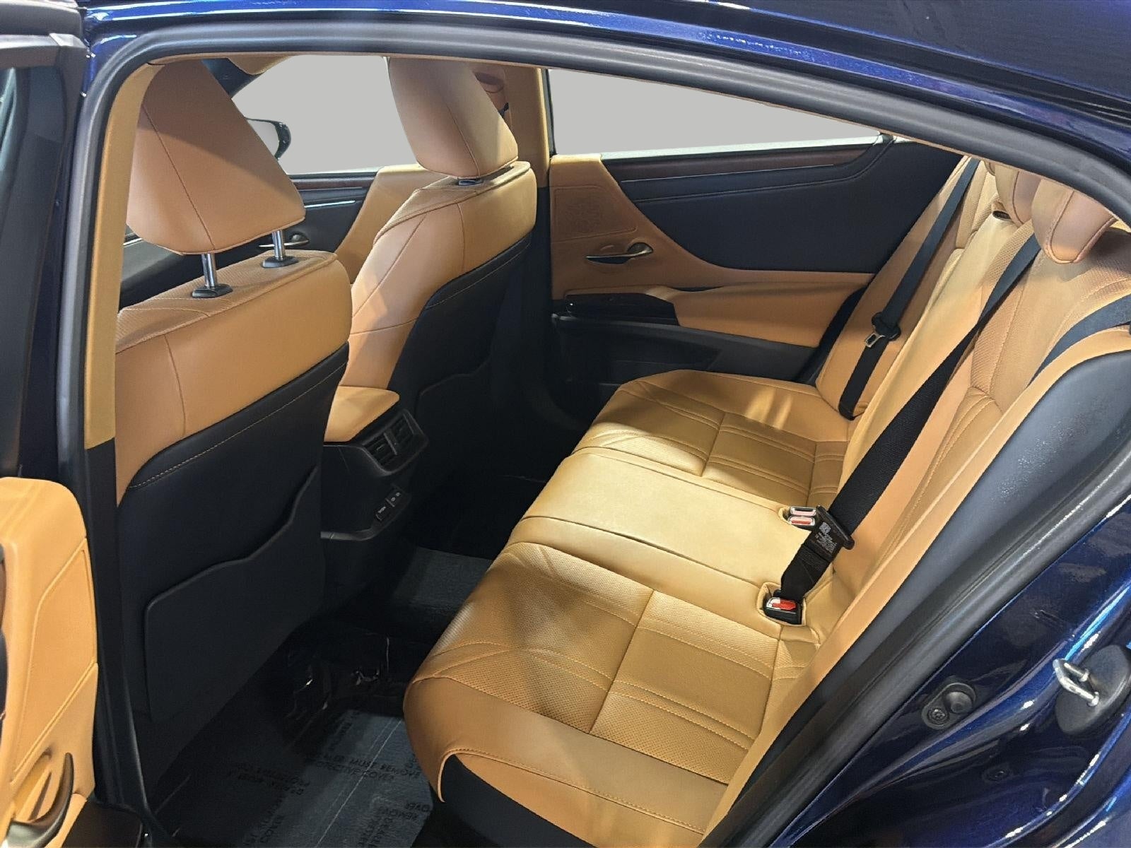 2023 Lexus ES ES 300h Luxury FWD