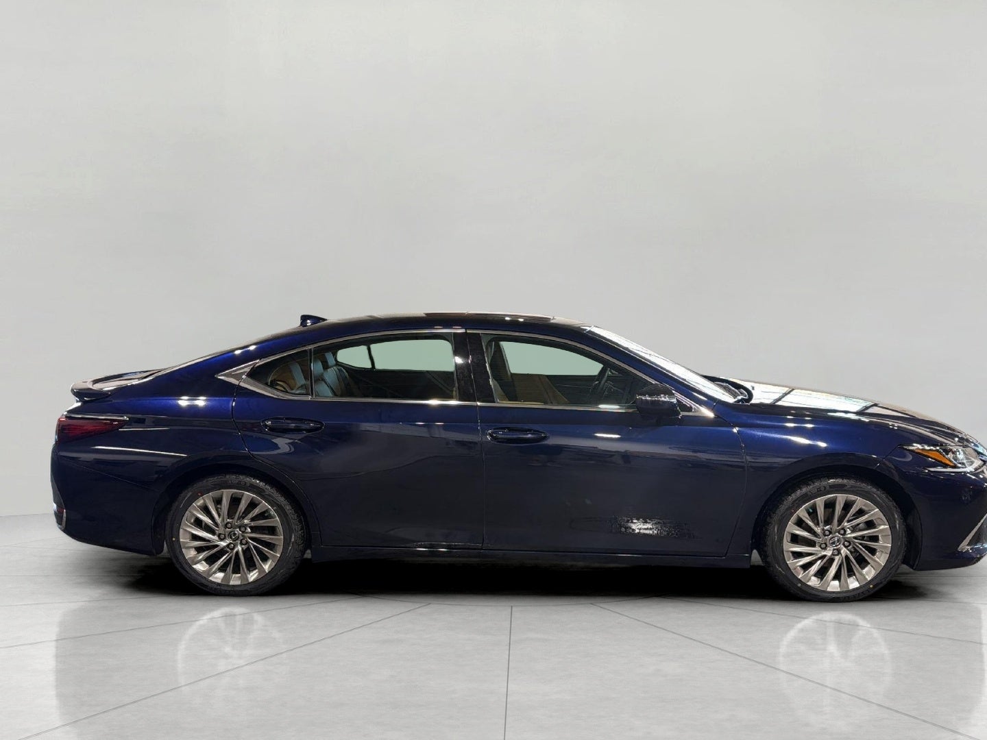 2023 Lexus ES ES 300h Luxury FWD