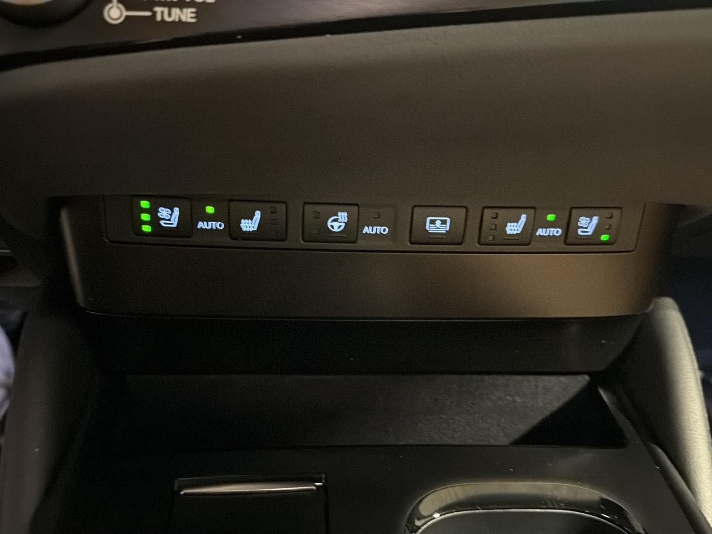 2025 Lexus ES ES 300h Ultra Luxury FWD