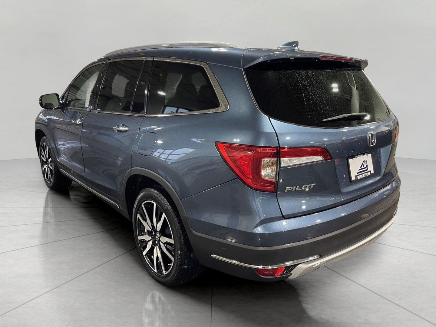 2019 Honda Pilot Touring 7-Passenger AWD