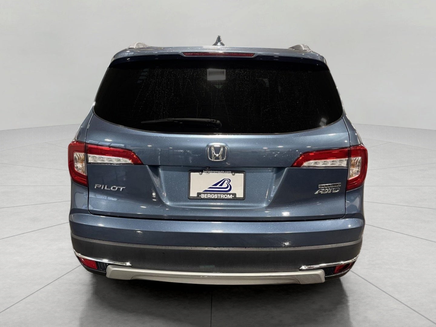 2019 Honda Pilot Touring 7-Passenger AWD