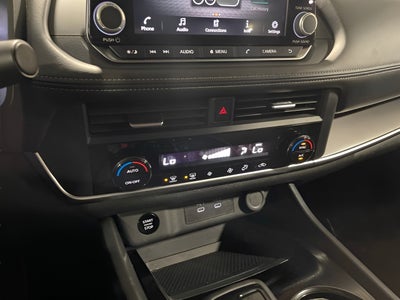 2025 Nissan Rogue AWD SV