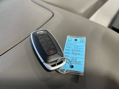 2025 Nissan Rogue AWD SV