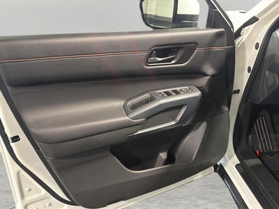 2025 Nissan Pathfinder Rock Creek 4WD