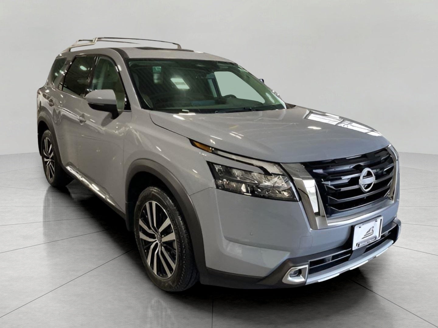2025 Nissan Pathfinder Platinum 4WD's photo