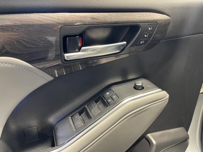 2021 Toyota Highlander Platinum AWD