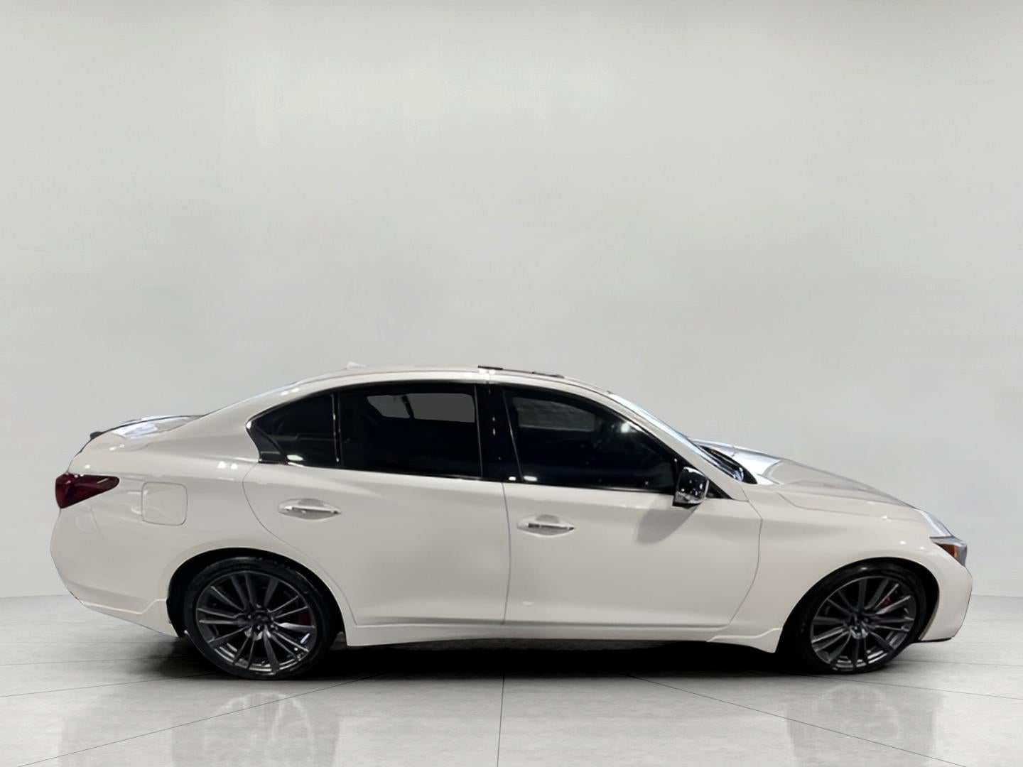 2022 INFINITI Q50 RED SPORT 400 RWD