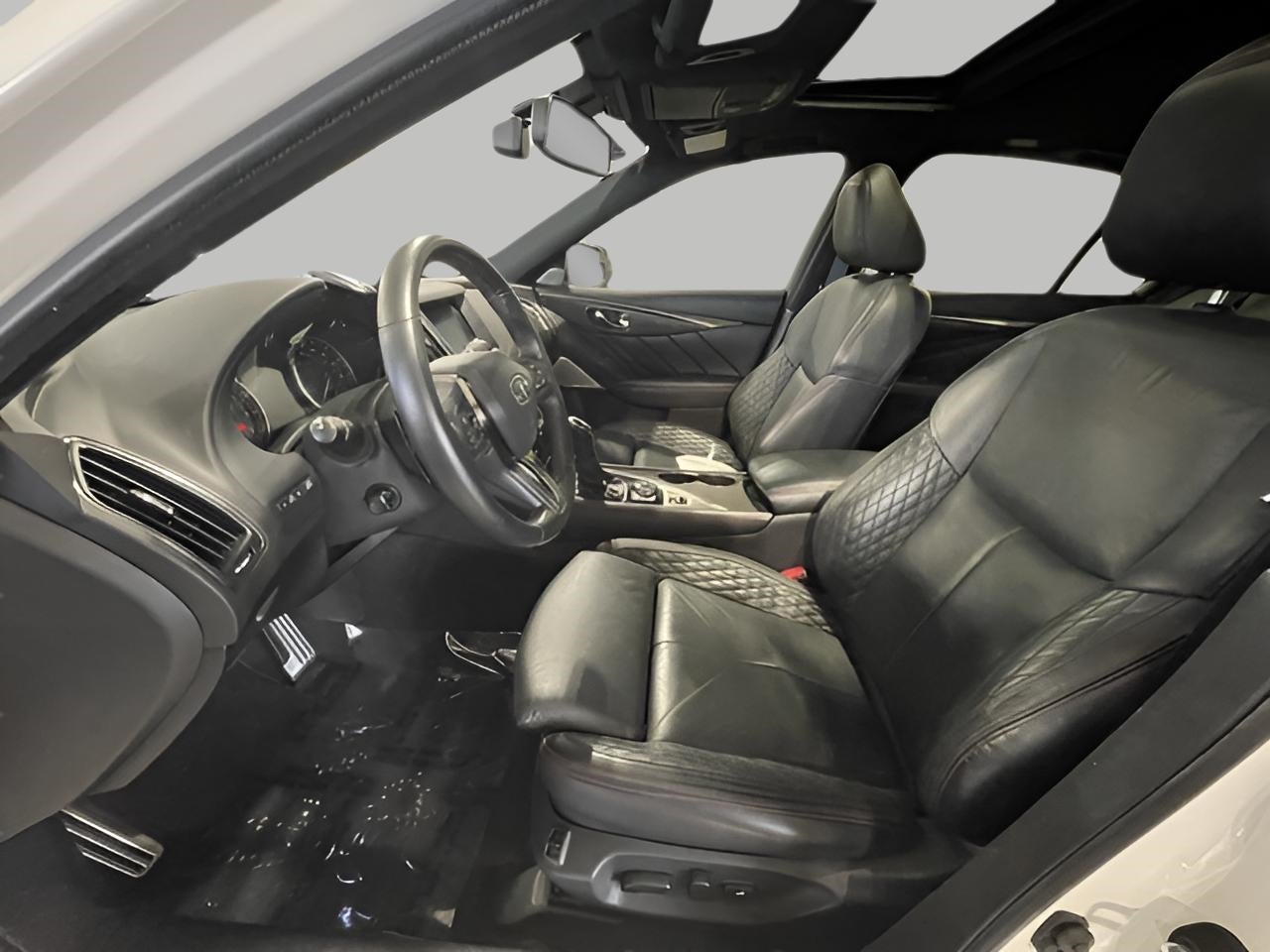 2022 INFINITI Q50 RED SPORT 400 RWD