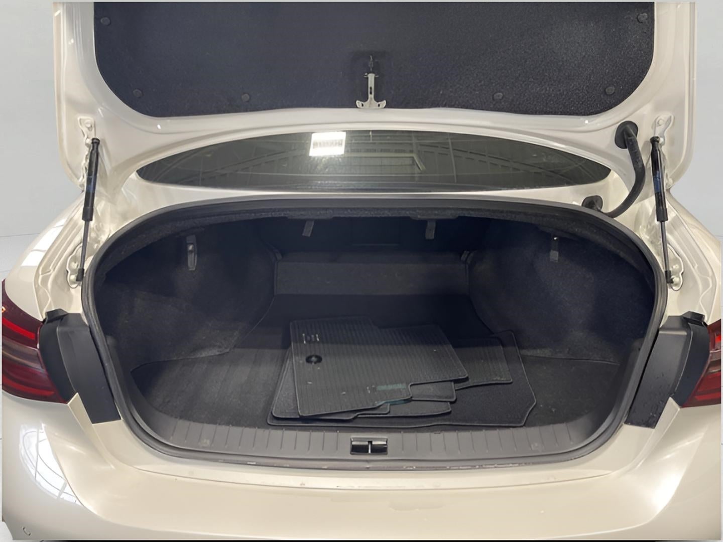 2022 INFINITI Q50 RED SPORT 400 RWD