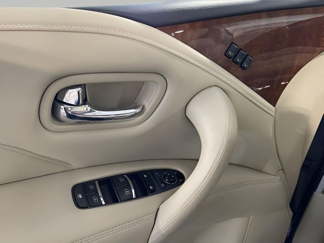 2019 INFINITI QX80 LUXE AWD