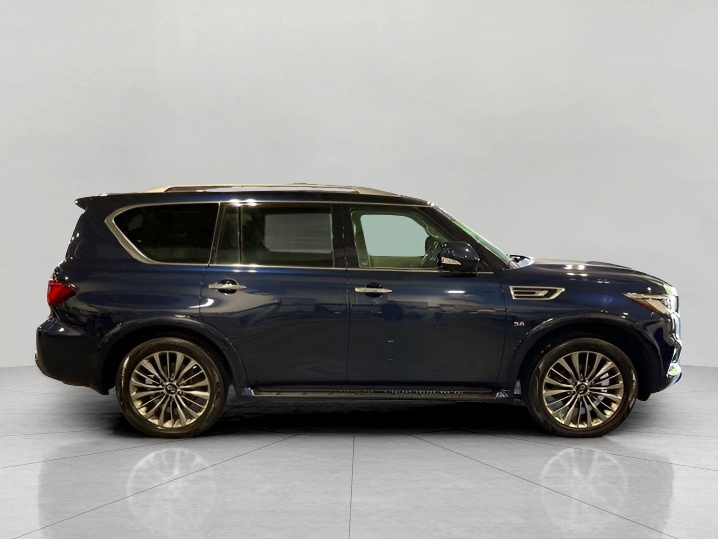 2019 INFINITI QX80 LUXE AWD