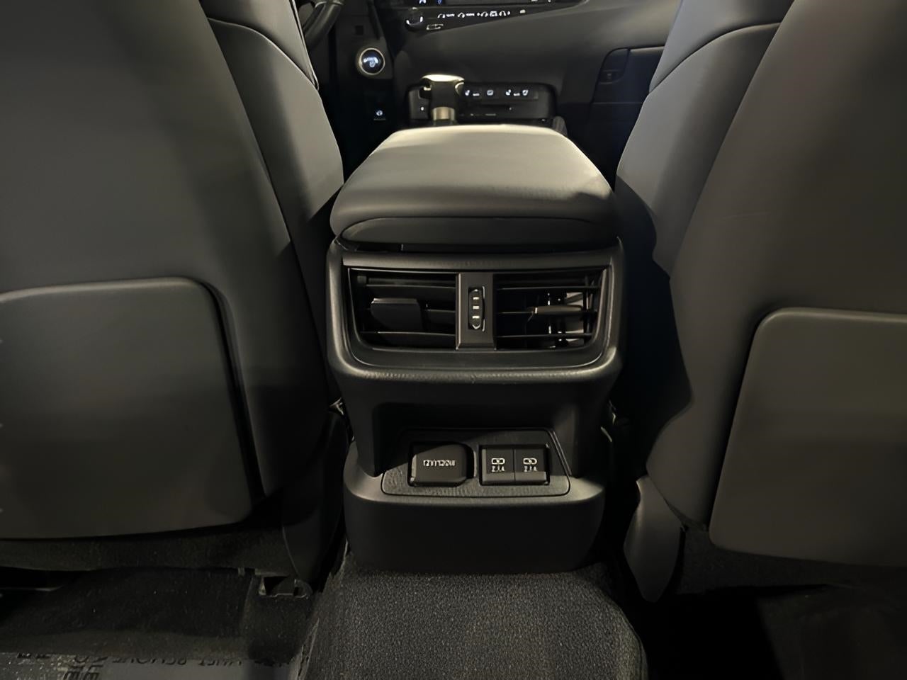 2019 Lexus ES ES 300h Luxury FWD