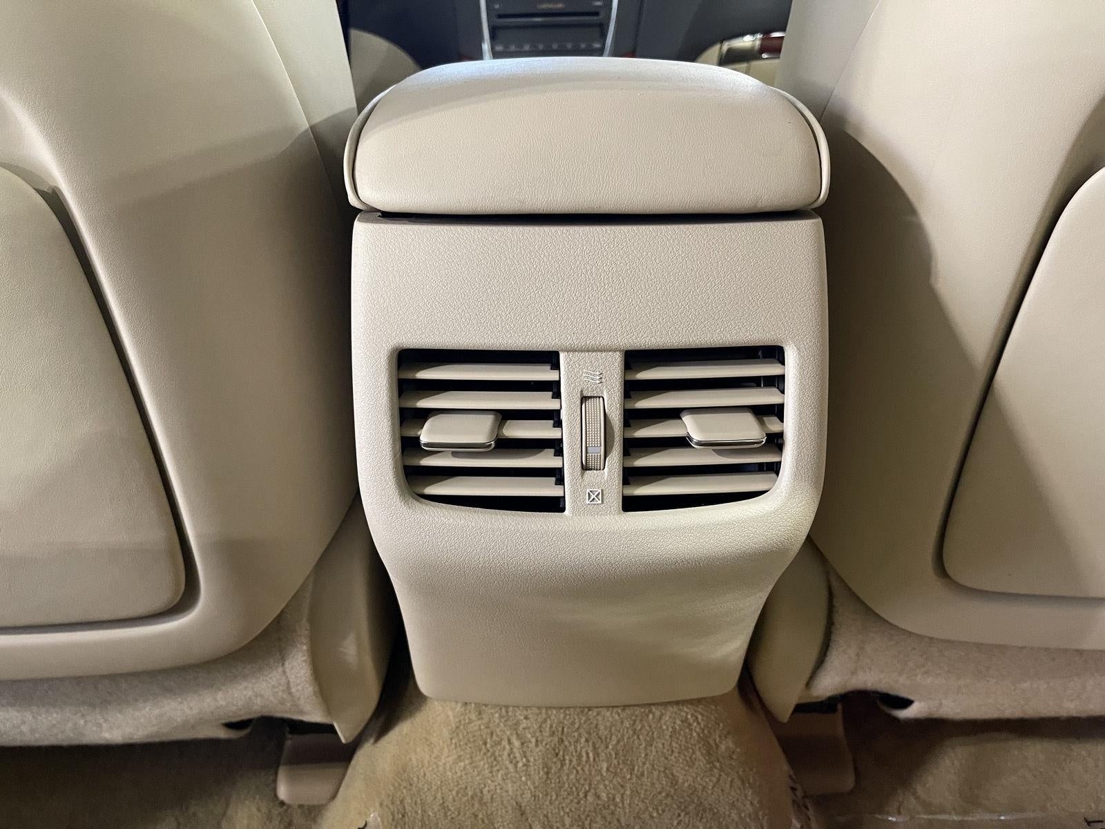2011 Lexus ES 350 4dr Sdn