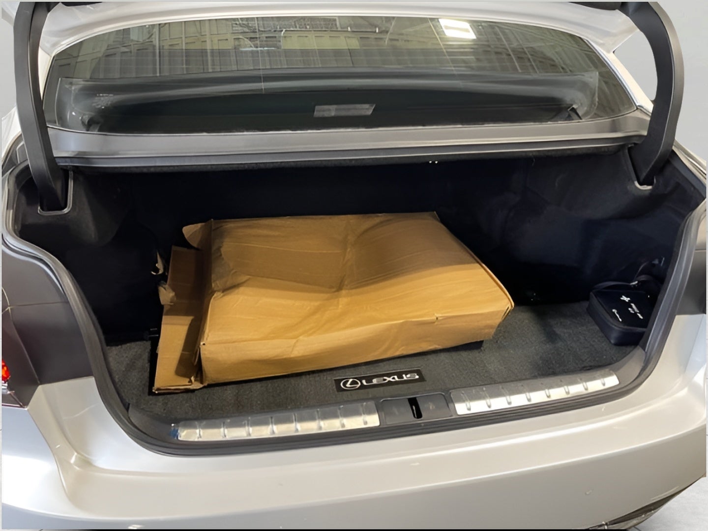 2019 Lexus LS LS 500h AWD