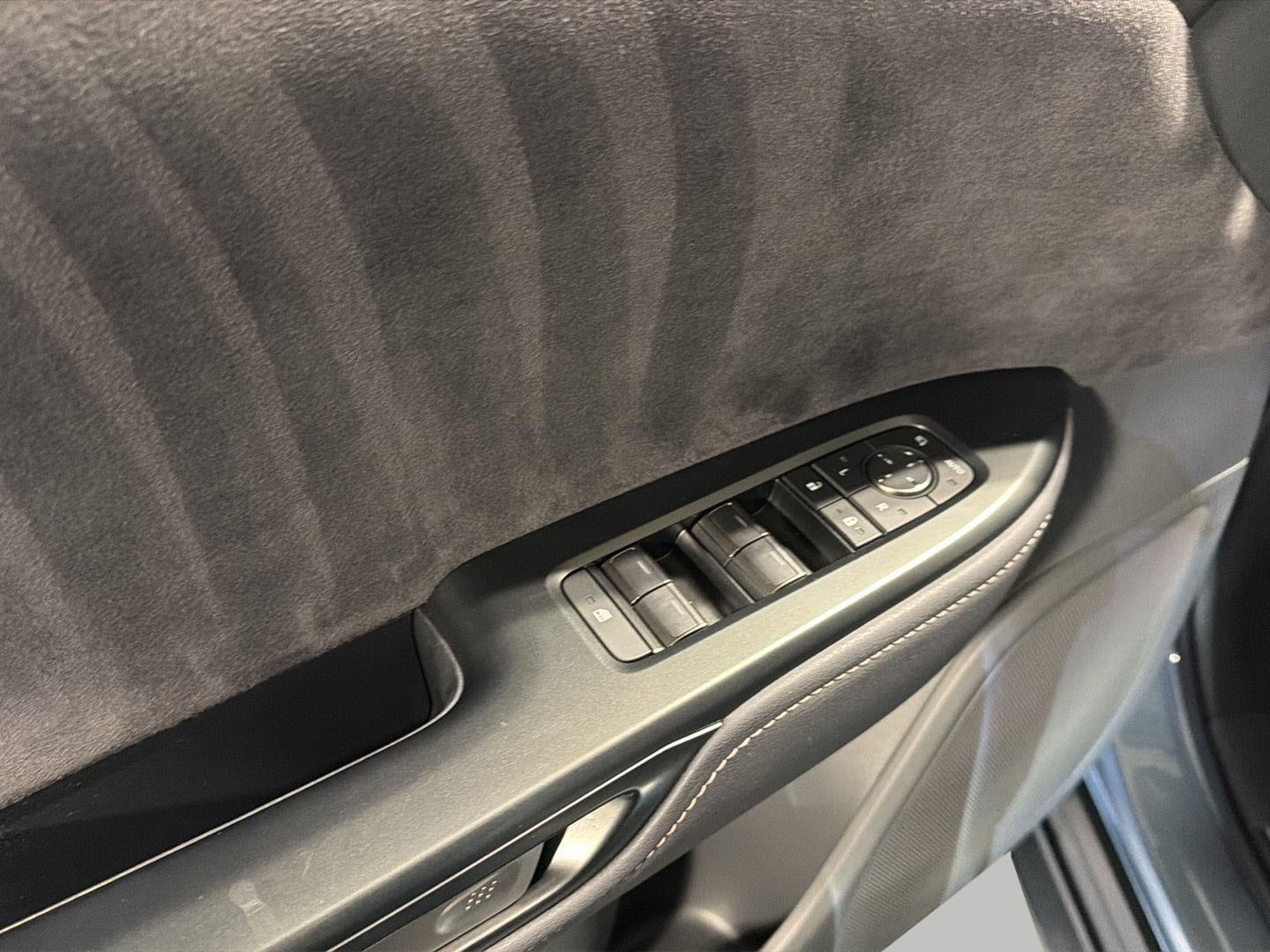 2023 Lexus RZ RZ 450e Luxury AWD