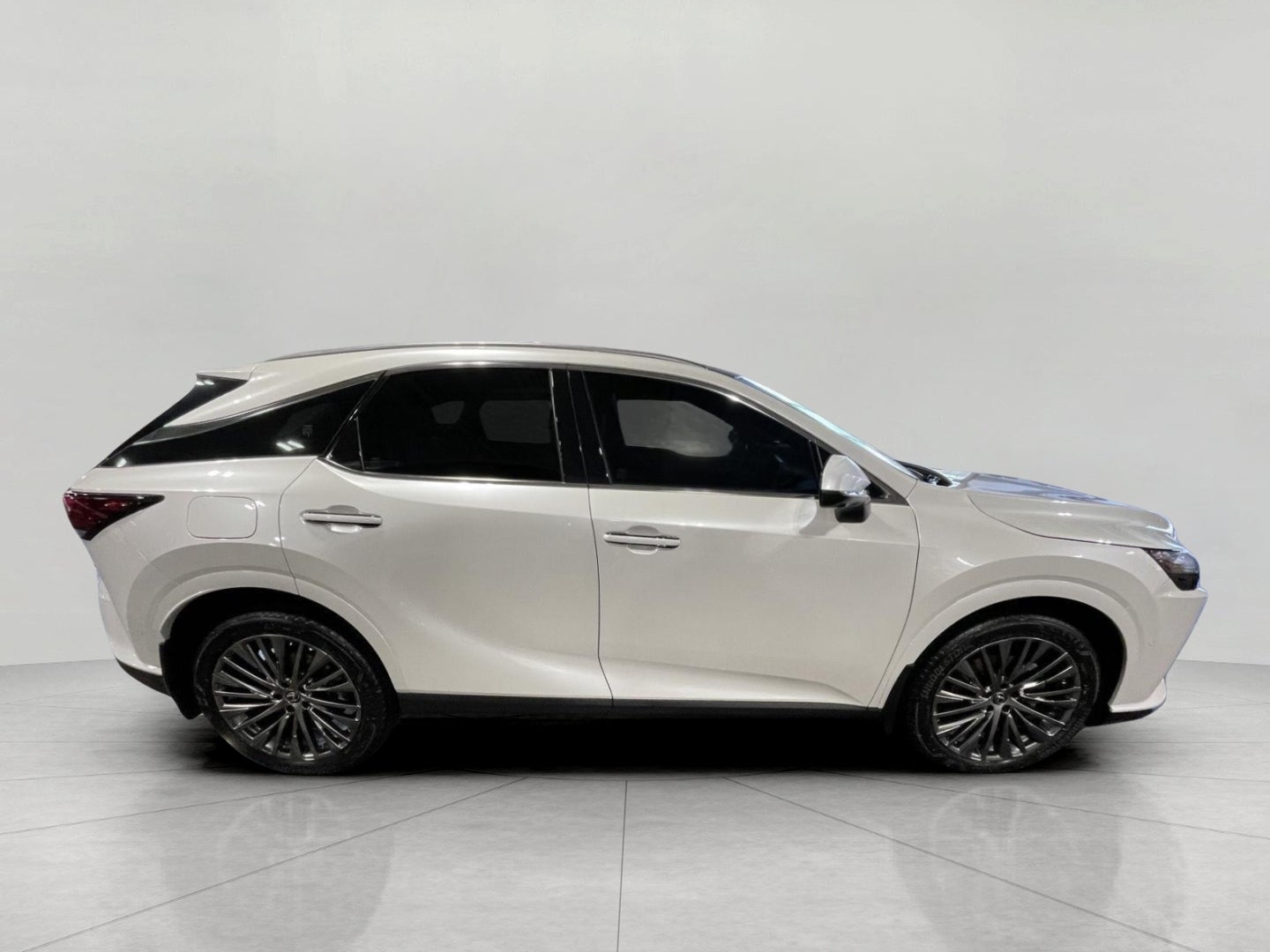 2025 Lexus RX RX 450h+ Luxury AWD