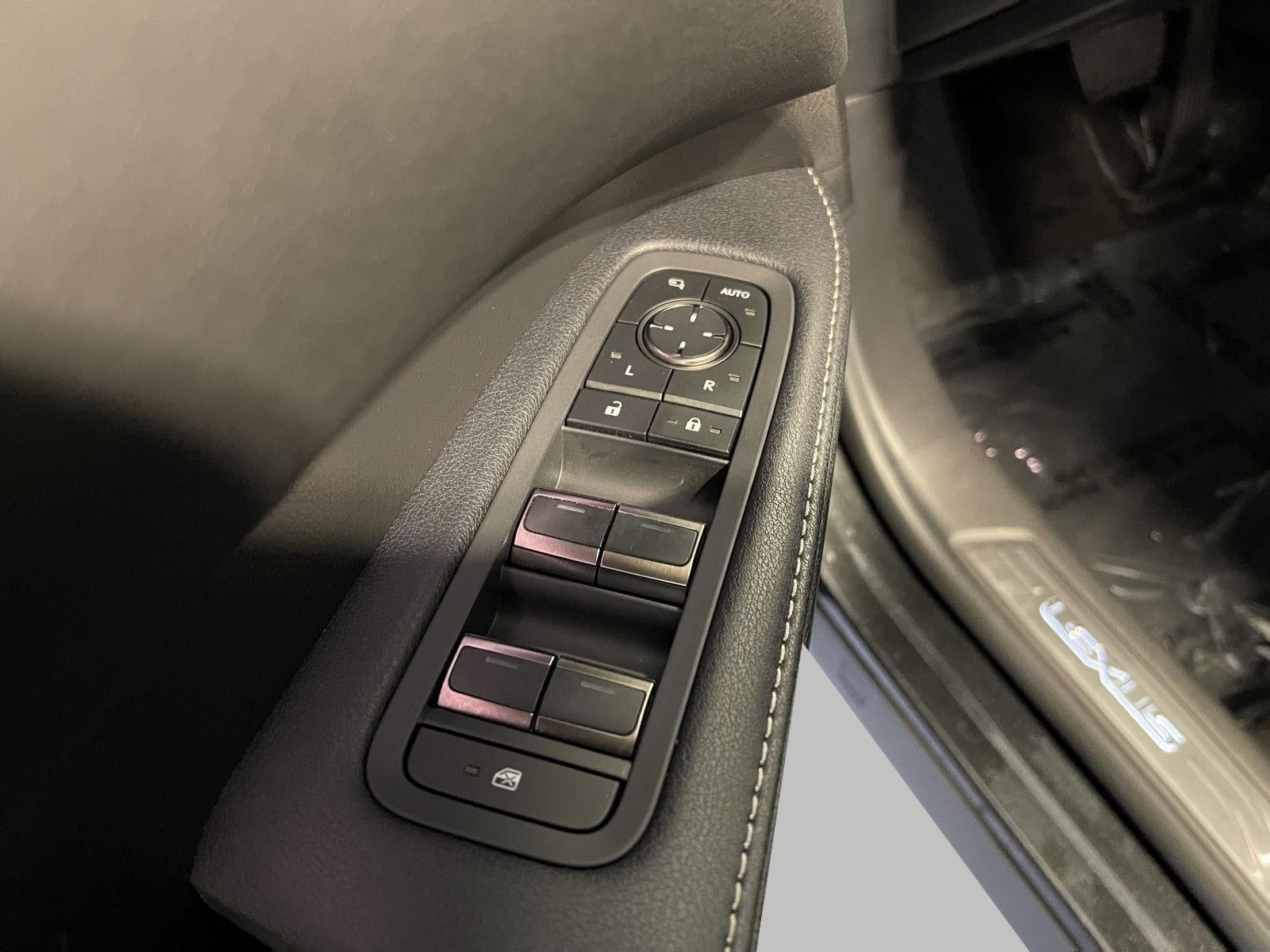 2025 Lexus RX RX 450h+ Luxury AWD