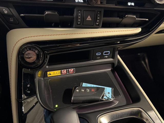 2024 Lexus NX NX 350h Luxury AWD