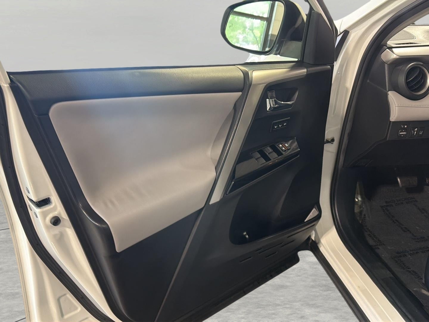 2017 Toyota RAV4 Limited AWD