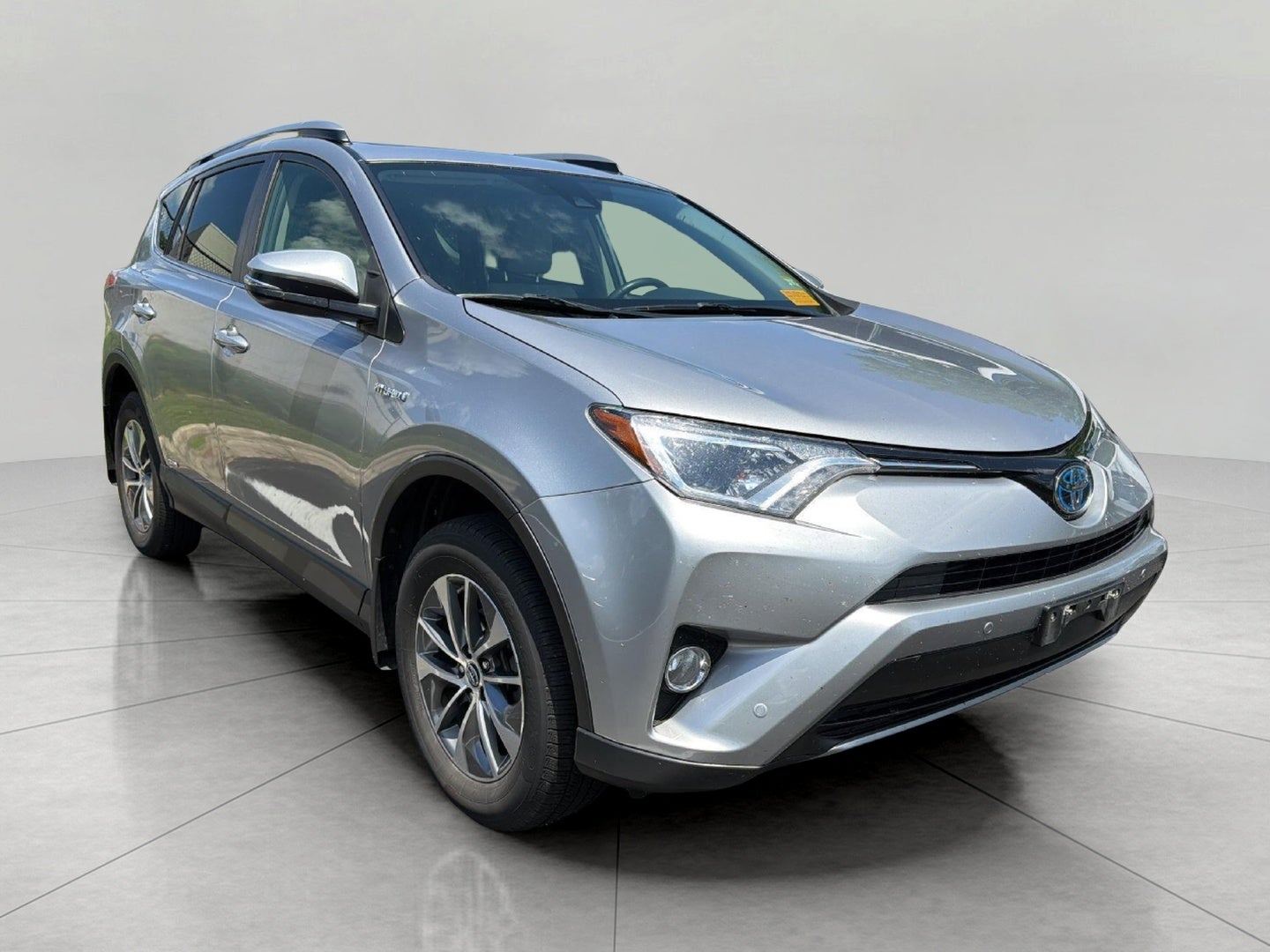 2017 Toyota RAV4 Hybrid XLE AWD