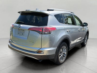 2017 Toyota RAV4 Hybrid XLE AWD