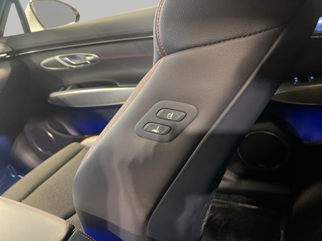 2023 Genesis GV70 2.5T AWD