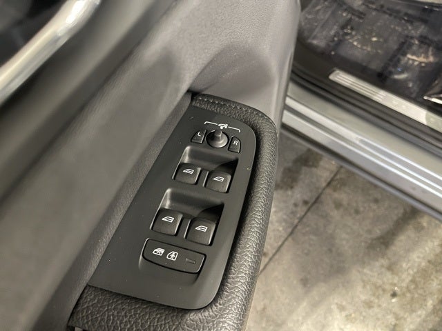 2019 Volvo XC60 T5 AWD Inscription