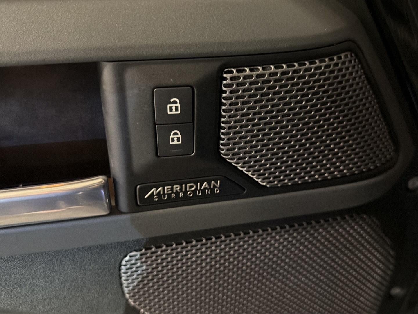 2023 Land Rover Defender 90 X AWD