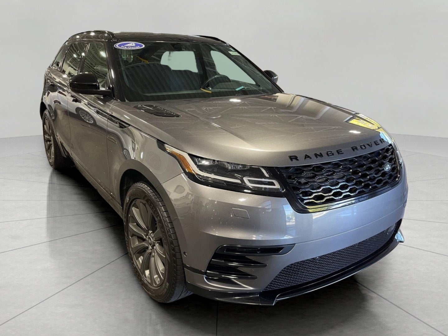 2019 Land Rover Range Rover Velar P250 R-Dynamic SE