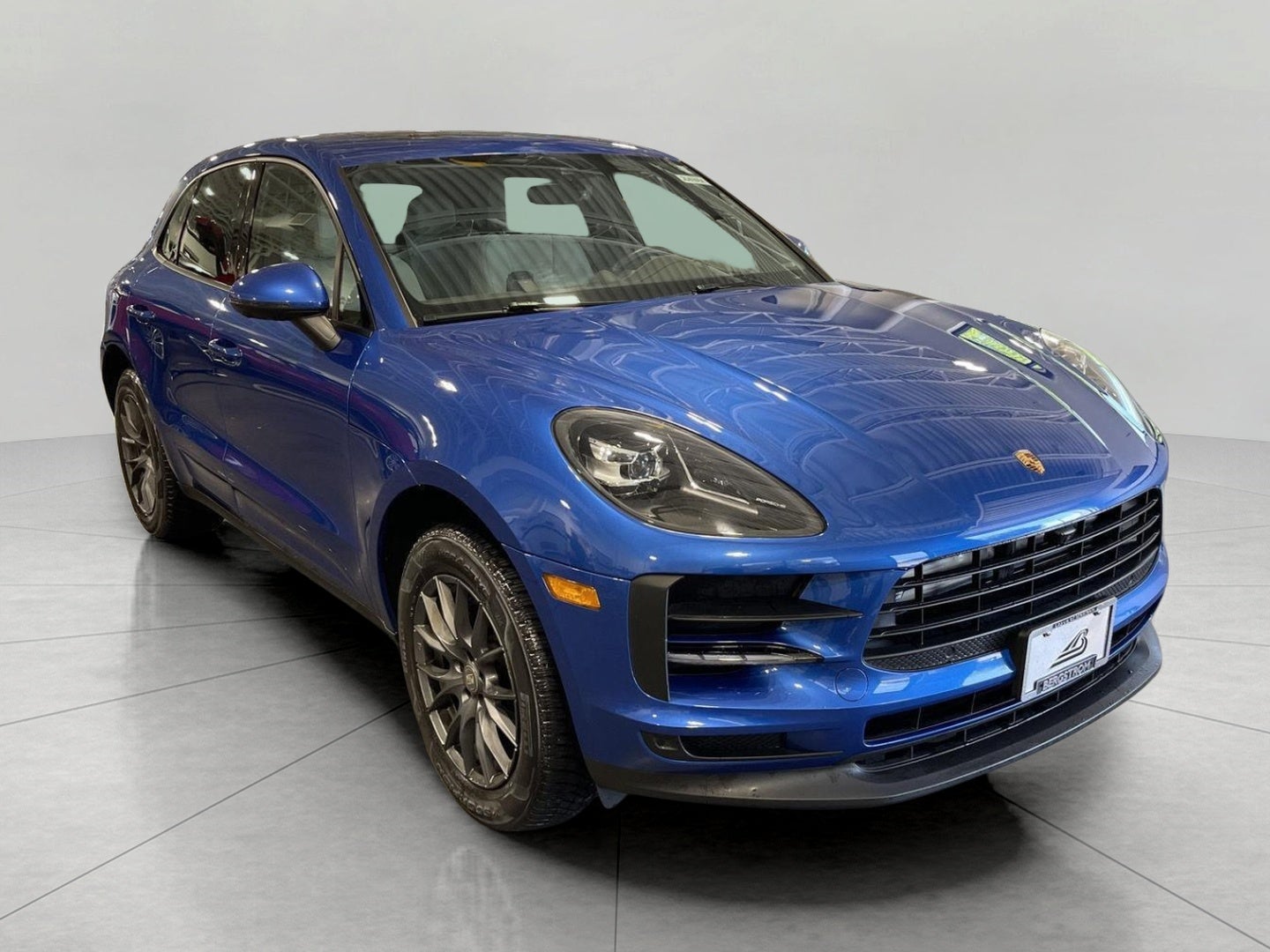 2020 Porsche Macan -'s photo