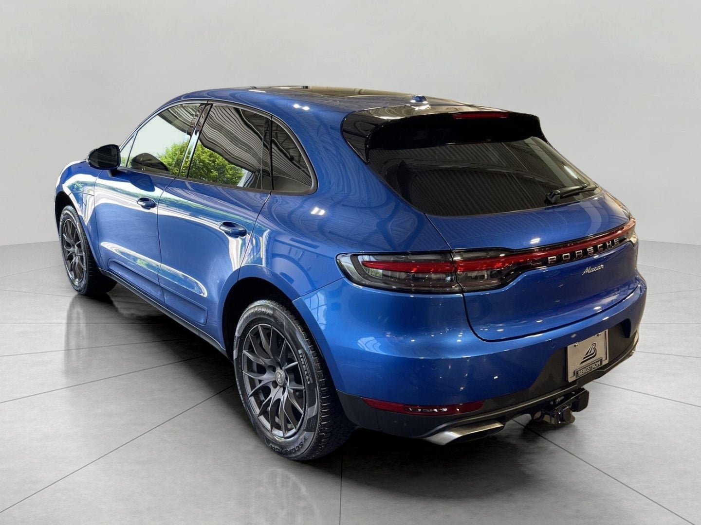 2020 Porsche Macan AWD