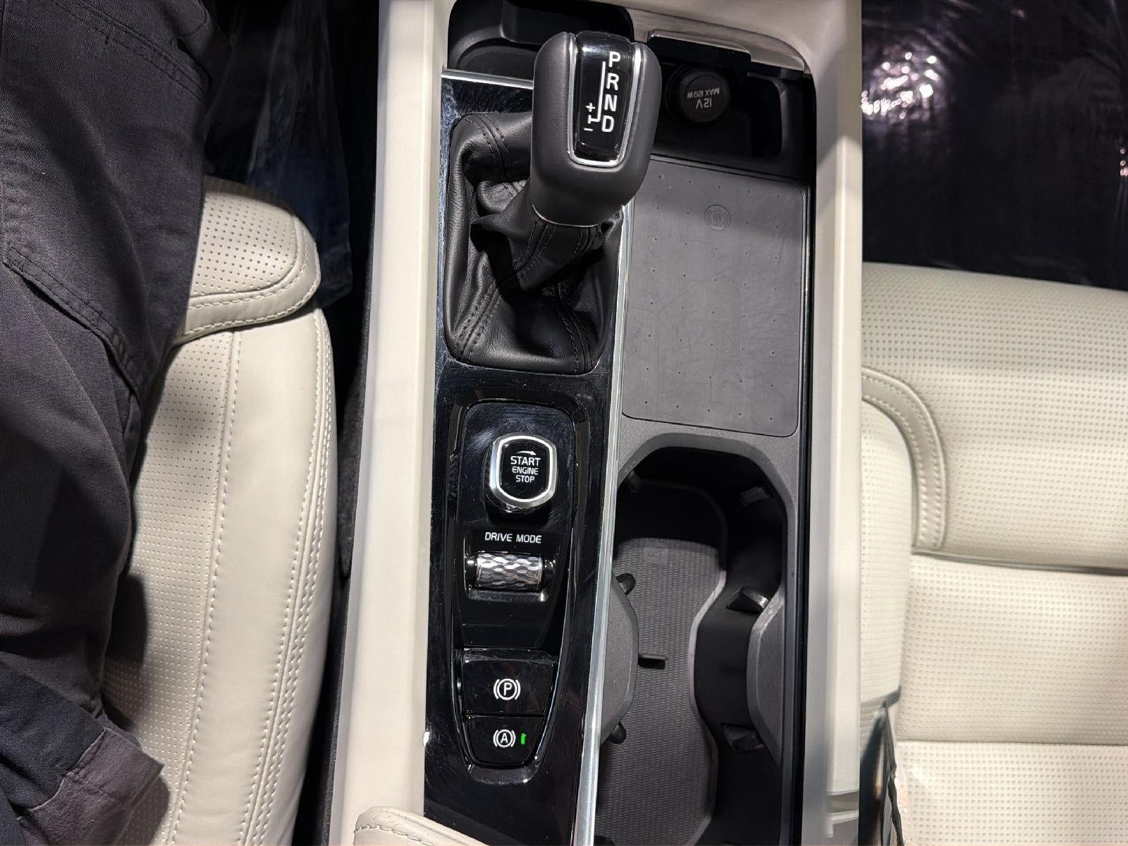 2021 Volvo XC60 T5 AWD Inscription